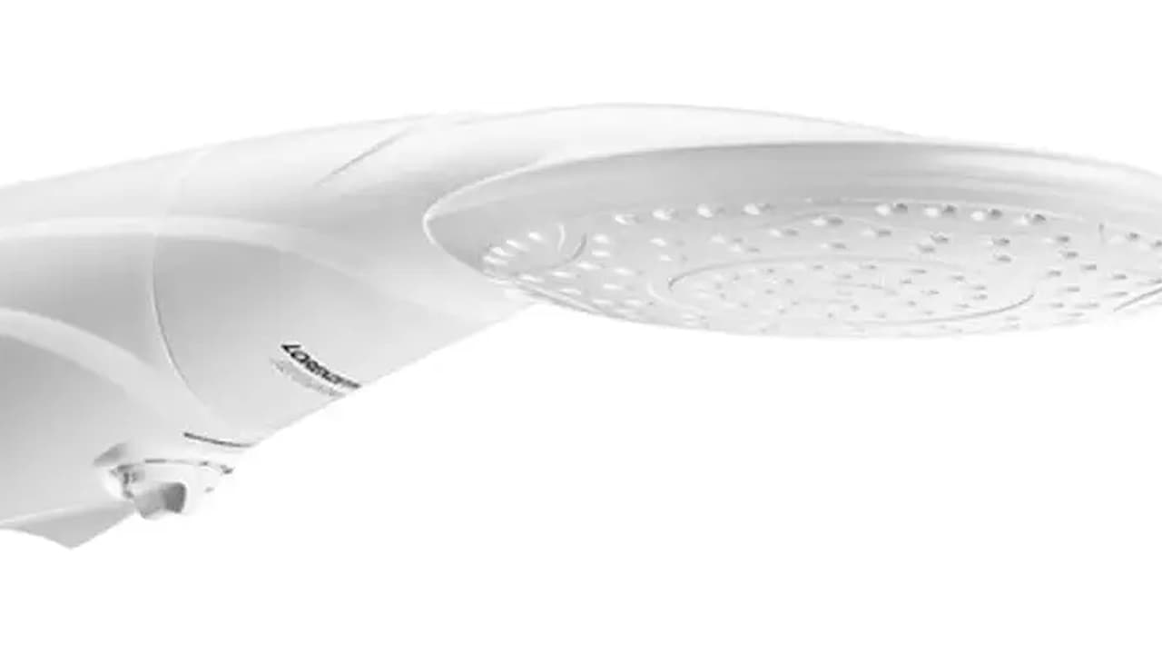 Qual o Melhor Chuveiro com Pressurizador 127v? 6 Modelos Top para Aquecimento Rápido