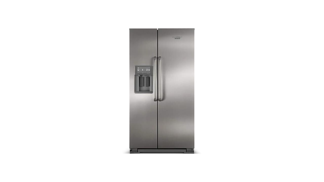 Qual a Melhor Geladeira com Gelo na Porta? 7 Modelos com Tecnologia Inverter e Dispenser