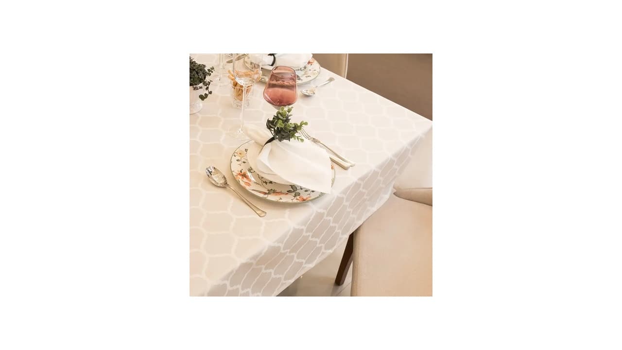 Qual a Melhor Toalha de Mesa Impermeável? 10 Modelos Testados para Você
